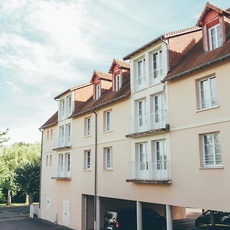 Terres De France - Appart'Hotel La Roche-Posay Exteriér fotografie