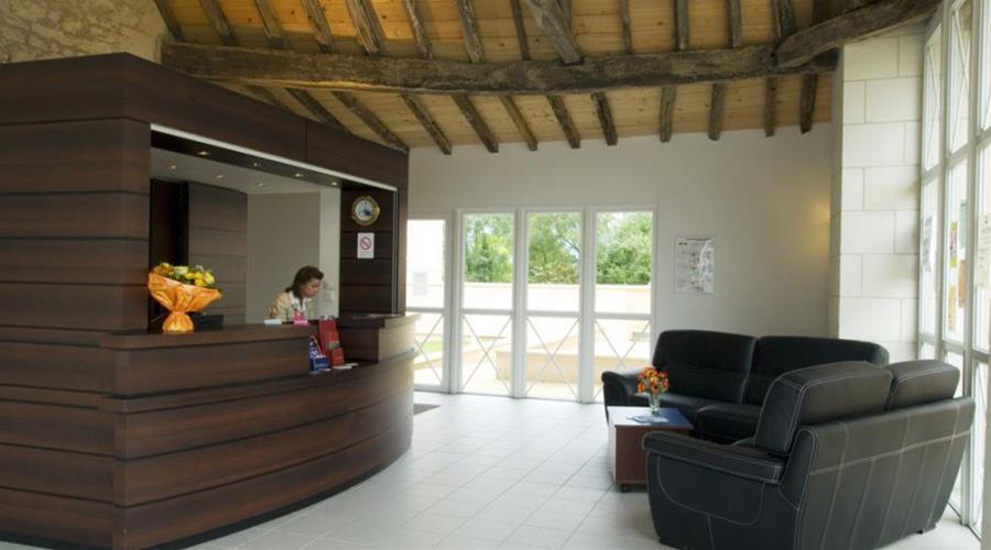 Terres De France - Appart'Hotel La Roche-Posay Exteriér fotografie