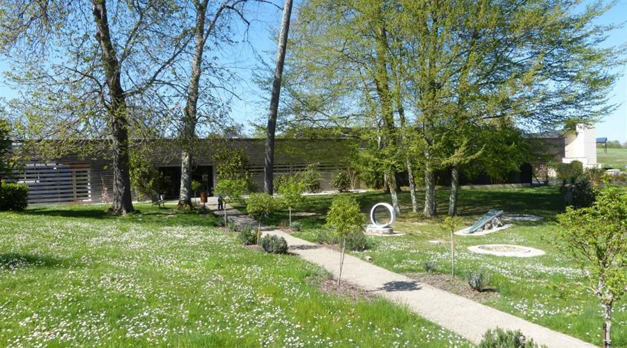 Terres De France - Appart'Hotel La Roche-Posay Exteriér fotografie